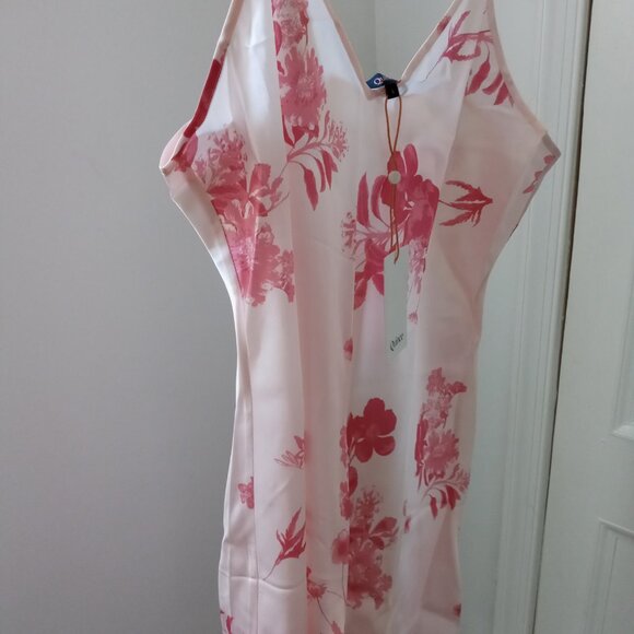 NWT Quince 100% Washable Silk Mini Slip Dress/Nightgown. Large. Pink Bouquet. - Picture 1 of 14